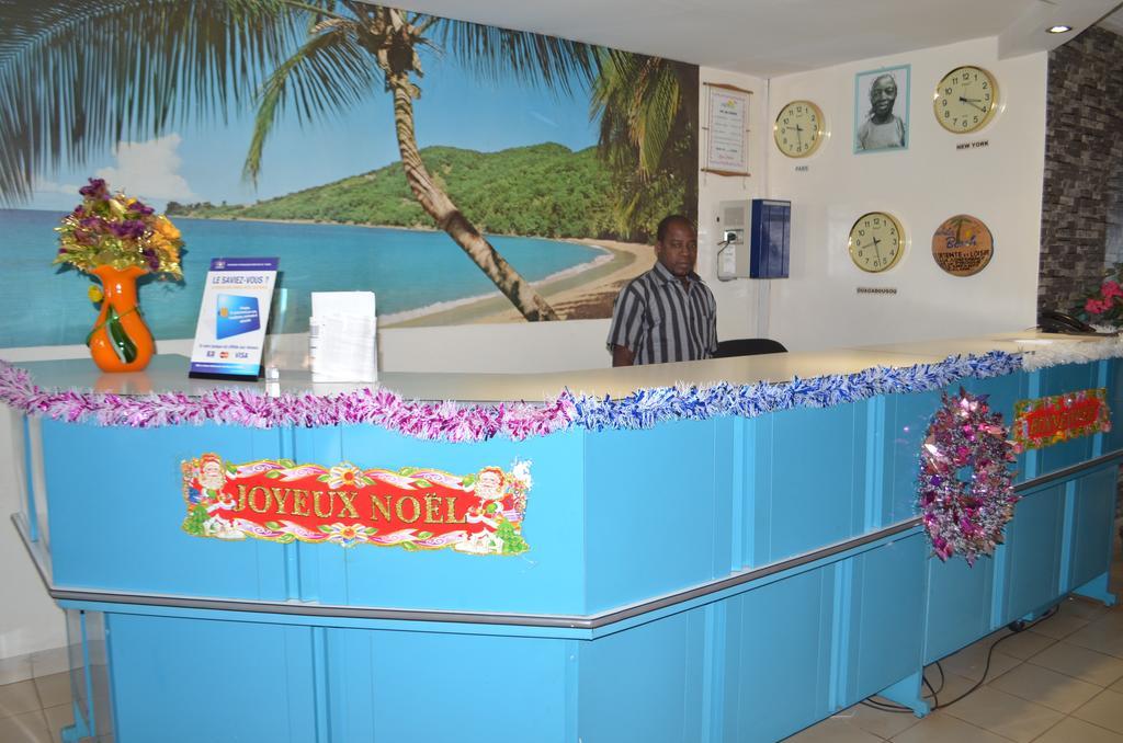 Ouaga Beach Hotel Ouagadougou Exteriör bild